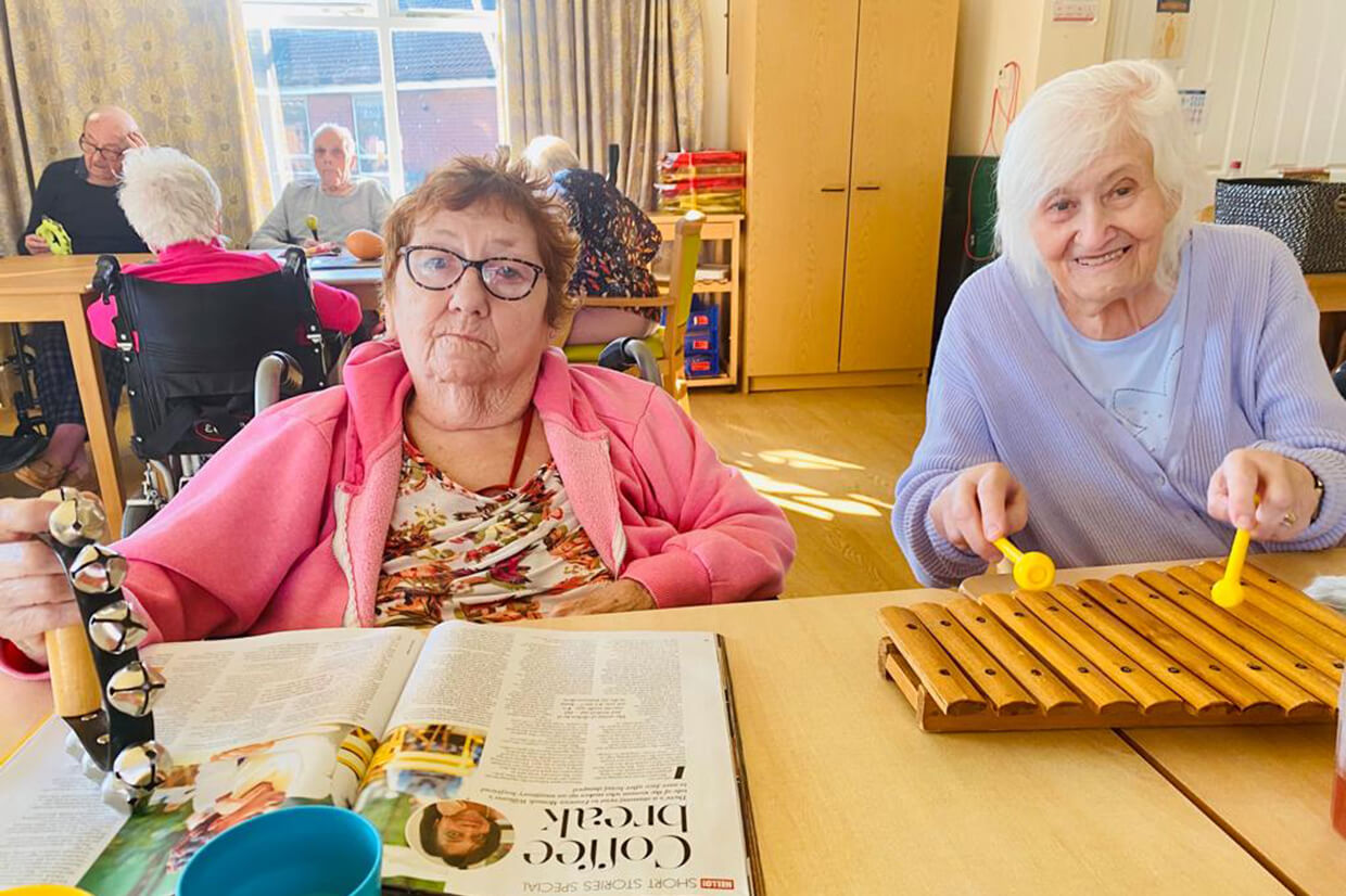 Red Homes Helping the Elderly Stay Active during the Winter